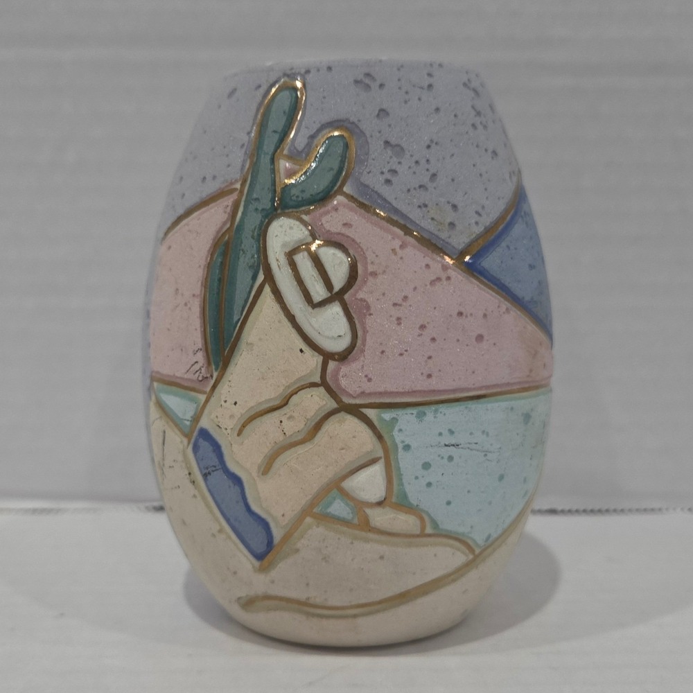 R Gonza Mexico Studio Pottery Vase Southwestern Desert Scene Sombrero Cactus